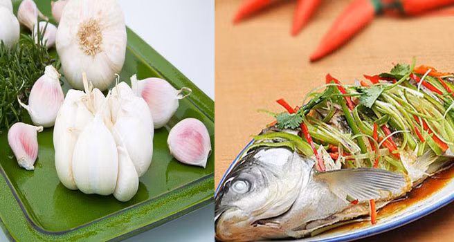 Cá trắm là loại cá rất bổ dưỡng nhưng lại rất kỵ tỏi. Khi chế biến món cá này, bạn không nên ướp cá trắm với tỏi, chỉ nên ướp với gừng và thì là.