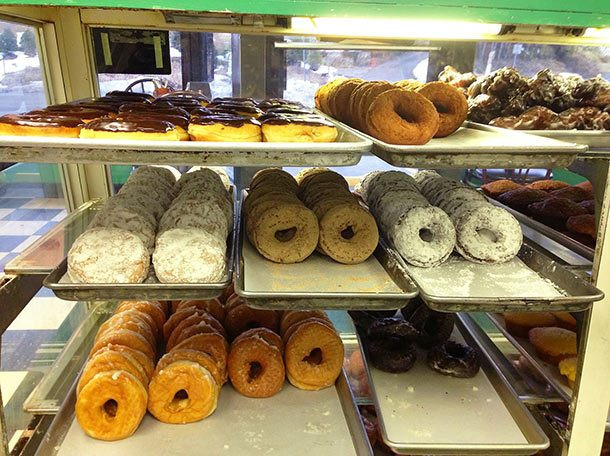 Ngày nay, donut trở thành món bánh phổ biến và bán rộng rãi ở Mỹ. Có tới 10 tỷ bánh donut được sản xuất mỗi năm chỉ riêng ở Mỹ.