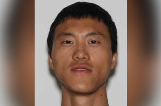 Yong Lu (ảnh) đang bị truy nã. Nguồn ảnh: New York Post.