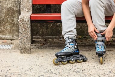 Trượt batin là môn thể thao mùa hè giúp chị em phụ nữ trung bình đốt cháy hơn 300 calo mỗi giờ. Ảnh: Shutterstock.