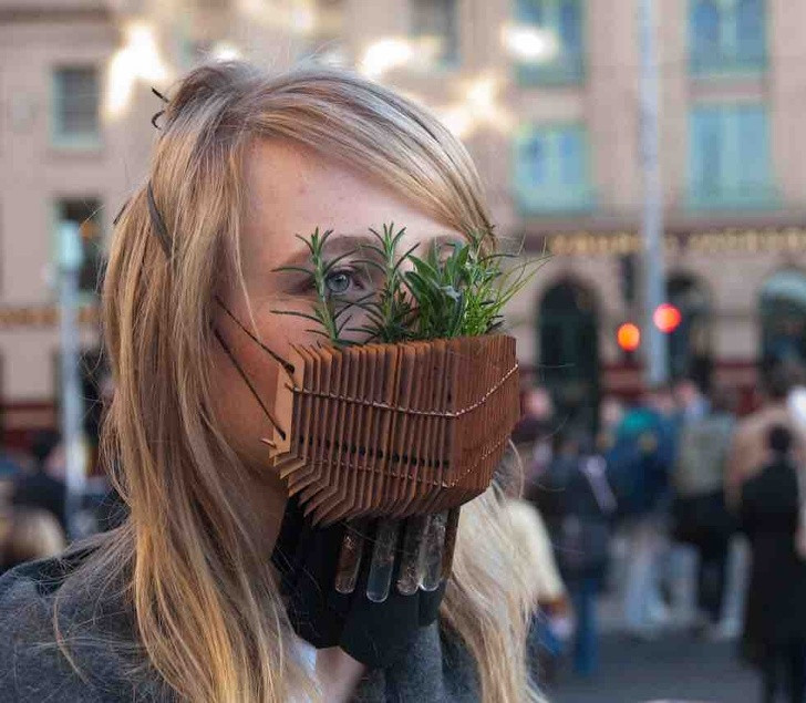 Khẩu trang thời đại mới.