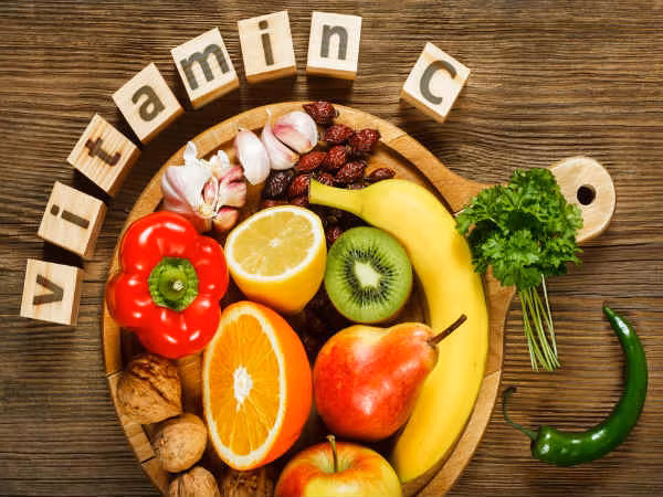 Vitamin C là một chất dinh dưỡng có tác dụng ngăn ngừa ung thư. Tuy nhiên, sử dụng quá nhiều vitamin C có thể gây ra các phản ứng phụ nguy hiểm.