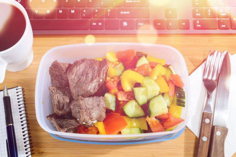 Quên ăn có thể dẫn đến hạ đường huyết đối với những người bị bệnh tiểu đường, đặc biệt là nếu họ đang dùng thuốc trị tiểu đường cụ thể.