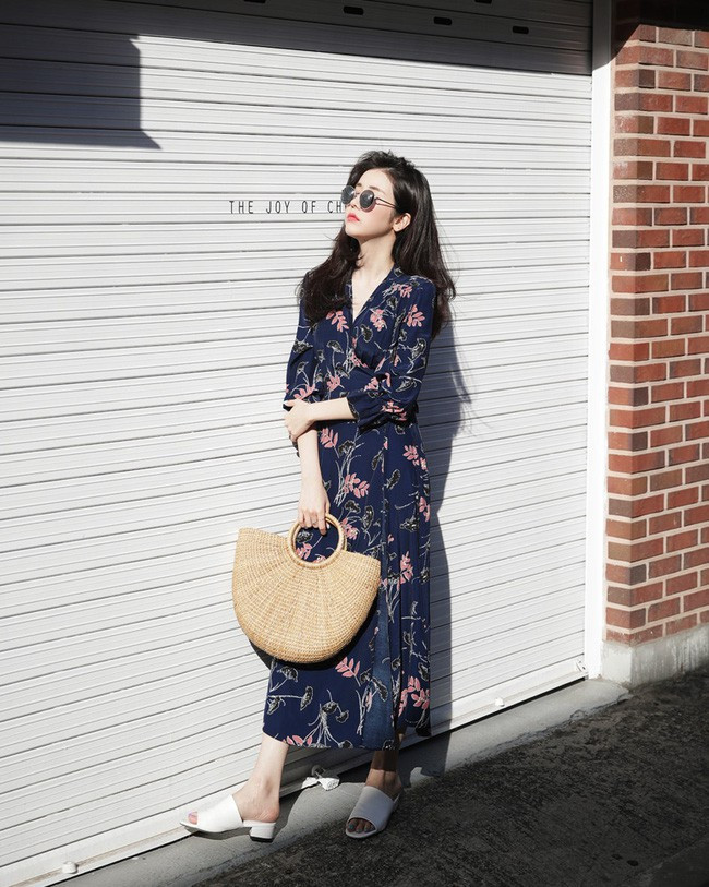 Mẫu váy hoa dáng dài dành cho các cô gái có vóc dáng cao ráo. Ảnh: Internet.