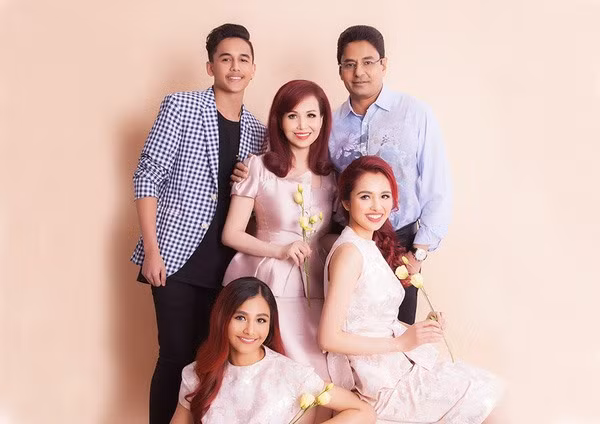 Ven man bi an cuoc song Hoa hau Viet Nam 1990 voi chong An Do-Hinh-2