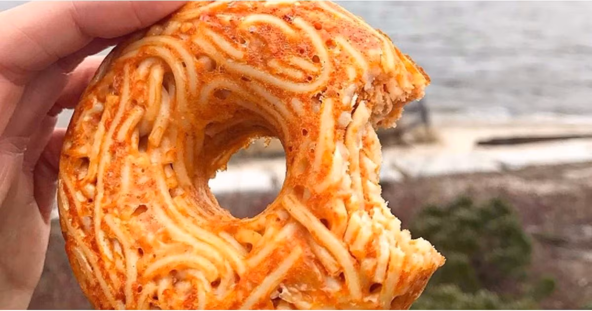 Bạn đã từng thử món bánh rán mỳ Ý?