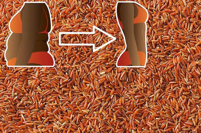 Gạo lức: Gạo lức rất giàu vitamin, chất chống oxy hóa, magiê, phốt pho, vitamin nhóm B và là một trong rất ít các loại hạt có hàm lượng selen cao. Nó cũng rất giàu chất xơ, ít chất béo làm bạn cảm thấy no sau khi ăn một lượng tương đối nhỏ.