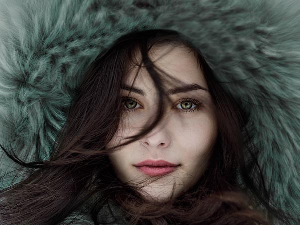 Dâu tây giàu chất chống oxy hóa, thẩm thấu vào sâu bên trong da, giúp loại bỏ tạp chất trong da.