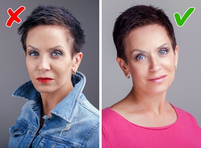 Trang điểm nhẹ nhàng và tô son bóng sẽ giúp bạn trông tự nhiên và trẻ trung.