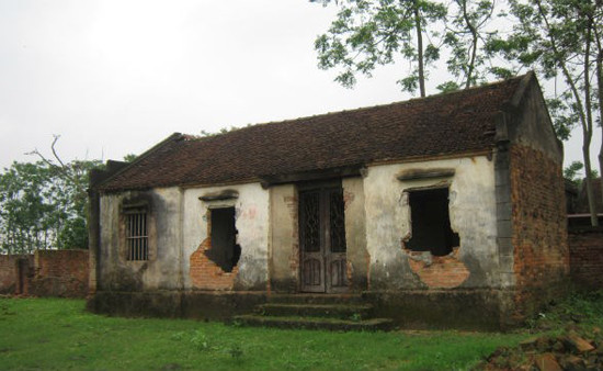 Ngôi nhà bị bỏ hoang sau nhiều tin đồn.