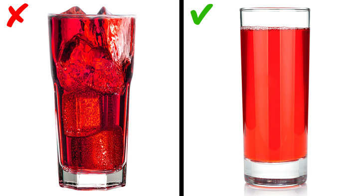 3. Nước ép anh đào: Các nhà nghiên cứu từ Đại học bang Louisiana thấy rằng uống nước ép anh đào hai lần một ngày trong 2 tuần đã giúp tăng thời gian ngủ lên gần 90 phút ở những người lớn tuổi bị mất ngủ. Hãy thử uống nước ép anh đào hàng ngày, bạn sẽ nhận thấy rằng chứng mất ngủ mau biến mất.