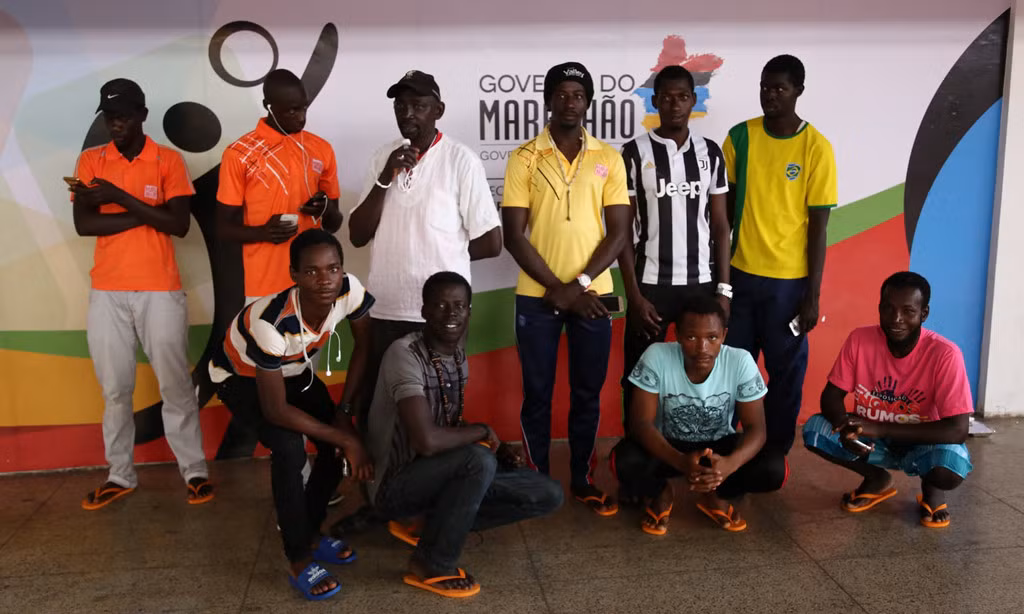 Những người di cư nói: "Chúng tôi không phải tội phạm. Chúng tôi là những người đàn ông chăm chỉ". Ảnh: Handout.