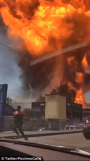 Thiet hai nang ne sau vu no lon gan san bay Italia-Hinh-2