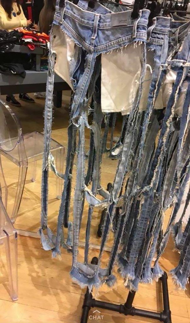 Liệu có ai thừa tiền để mua và mặc chiếc quần không ống này.