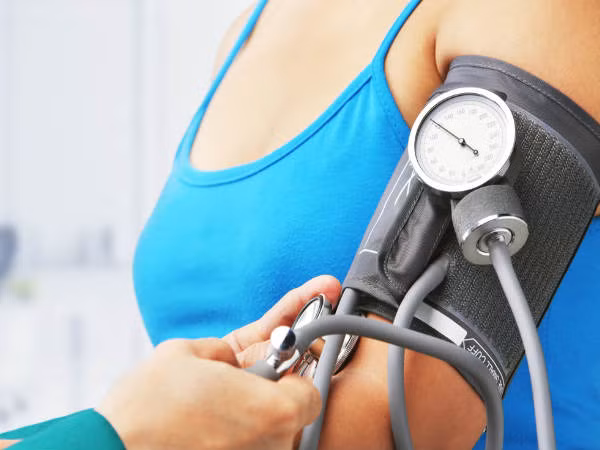 Kali trong dưa là chất điện phân giúp điều chỉnh lượng natri mà thận giữ lại, nhờ đó giúp hạ huyết áp.