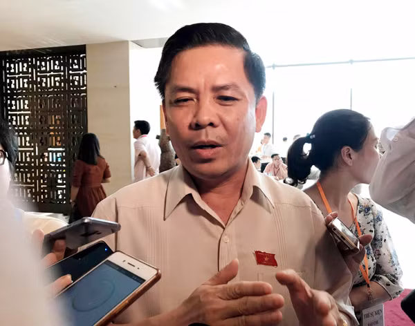 Bộ trưởng Giao thông hứa làm rõ “thu giá” BOT tại phiên chất vấn Bộ trưởng Bộ Giao thông Vận tải Nguyễn Văn Thể. Ảnh: HG