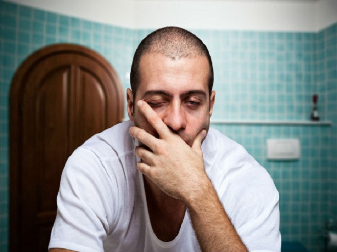 Thực phẩm giàu carbs thì giàu hàm lượng chất xơ. Vì vậy, thiếu carbs trong chế độ ăn uống của bạn có thể dẫn đến tình trạng táo bón.