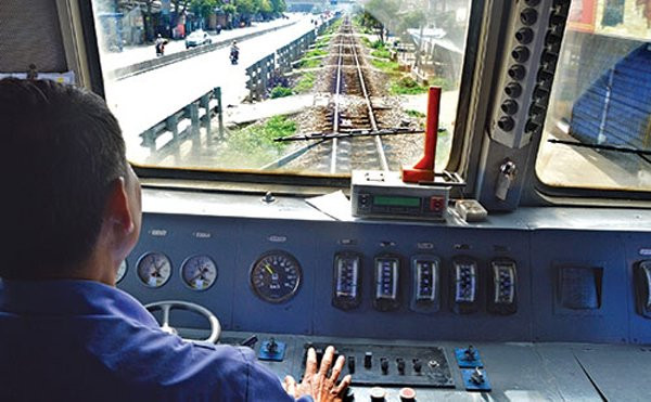 Ban soạn thảo cho rằng do đặc thù nghề nghiệp nên tiêu chuẩn sức khoẻ của lái tàu cao hơn tài xế đường bộ.