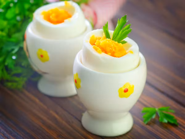 Ăn lòng trắng trứng trước khi tập thể dục sẽ cung cấp cho bạn 4 gram chất đạm và không có chất béo.