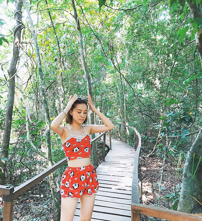 Bình luận của Mai Anh và Linh Thỏ bên dưới dòng status của Trâm Anh gây chú ý.