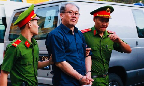 Phạm Công Danh trong phiên xử ngày 11/1.