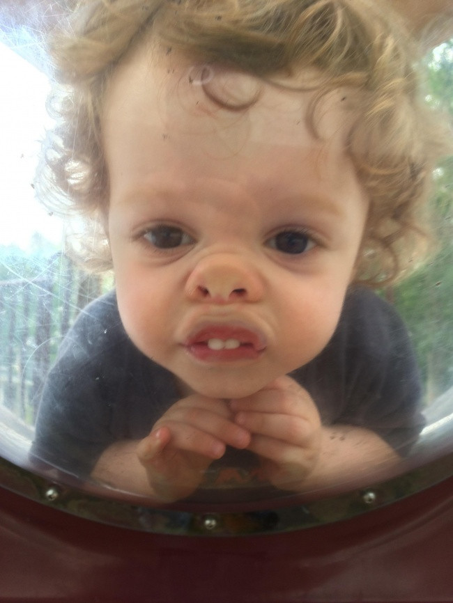 Đây cũng là trò khiến nhiều bé thích thú.