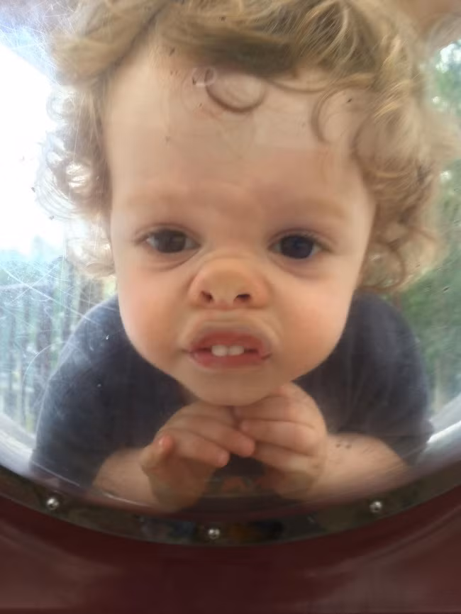 Đây cũng là trò khiến nhiều bé thích thú.