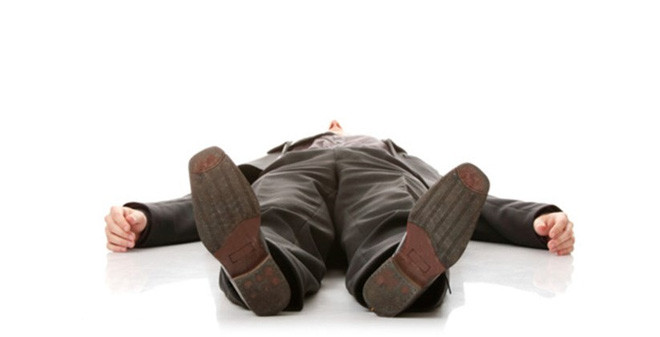 Cứ khoảng 500 nam giới thì có một người bị bệnh cơ tim phình đại, căn bệnh khiến cho thành cơ tim dầy lên và mất khả năng bơm máu. Mỗi năm có khoảng 1% người bị bệnh này đột tử. Nguyên nhân thường là do nhịp tim đập quá nhanh.