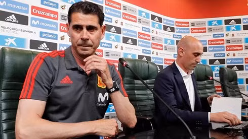 Đội trưởng Sergio Ramos tin tưởng vào tài năng của HLV Fernando Hierro. (Ảnh: Getty)