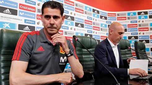 Đội trưởng Sergio Ramos tin tưởng vào tài năng của HLV Fernando Hierro. (Ảnh: Getty)