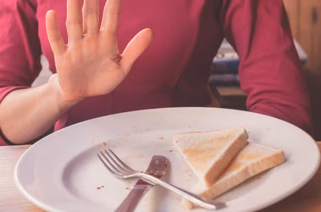 Bỏ bữa sáng là một trong những thói quen ngày nghỉ lễ 2/9 của rất nhiều người. Nhưng bạn có biết rằng việc bỏ bữa sáng khiến cơ thể bạn bị chậm lại quá trình trao đổi chất, từ đó là nguyên nhân dẫn đến tình trạng mệt mỏi, uể oải.