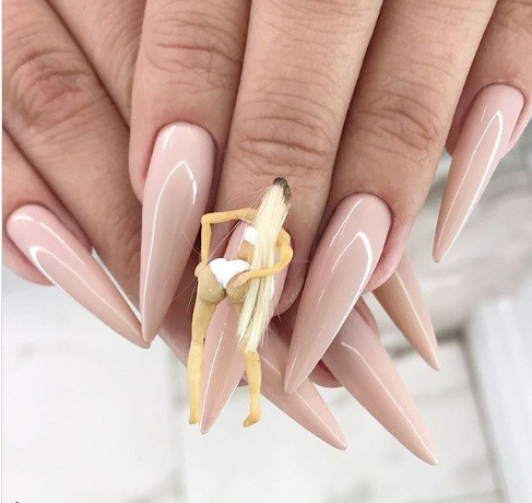 Khi bạn là người hâm mộ Kim Kardashian.