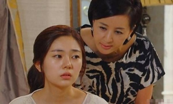 Dem tan hon, toi bang hoang phat hien am muu toan tinh cua nguoi giup viec