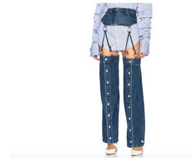 Quần jean có thể tháo rời ống quần là trang phục kỳ quái có lẽ chỉ dành cho những cô nàng cá tính.