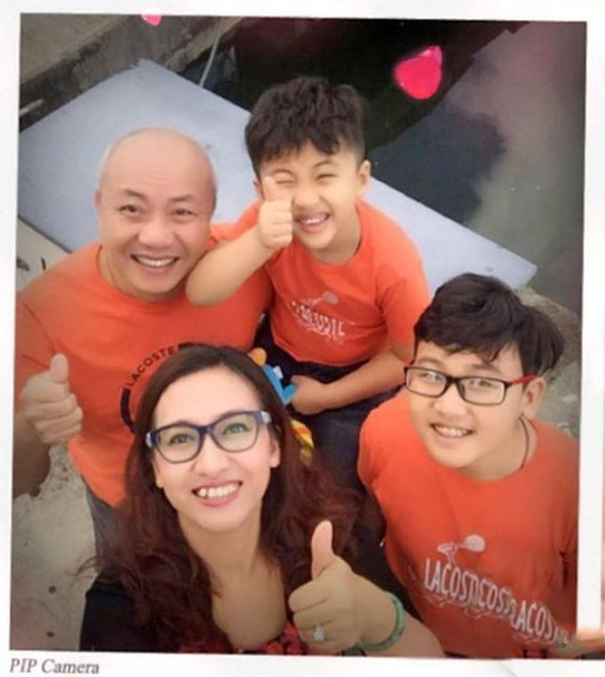 Hiện tại, hai cậu con trai của Vân Anh đã lớn và ngày càng ra dáng thanh niên.