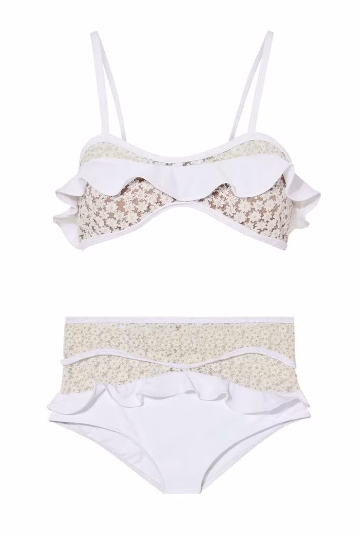 Bikini ren Bikini ren luôn là sự lựa chọn hoàn hảo tôn lên vẻ quyến rũ và sang trọng cho phái đẹp. 