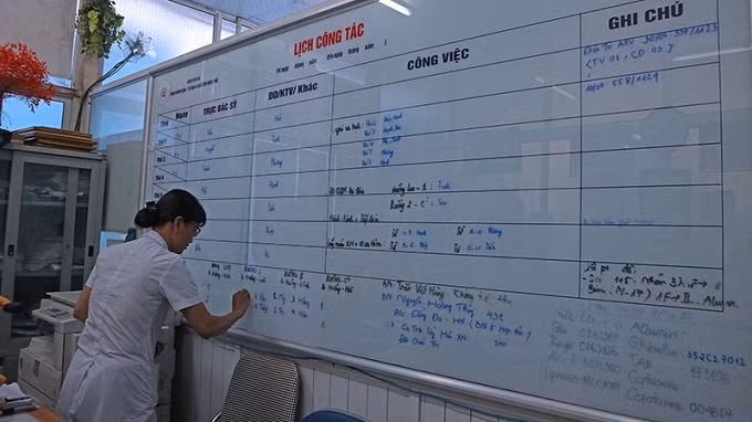 Phòng trực bệnh viện 09 (Thanh Trì, Hà Nội). Ảnh: Lê Anh Dũng.