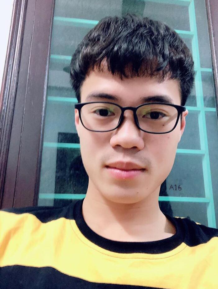 Trước kia Văn Toàn để tóc đen cũng rất điển trai. Ảnh: Internet.