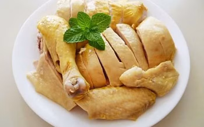 Bạn nên ăn ít nhất 300g thịt gà trong một tuần để làm giảm nguy cơ ung thư đại tràng gần 30%.