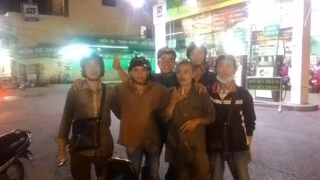 Nhóm “hiệp sĩ” Sài Gòn vẫn tay không bắt cướp.