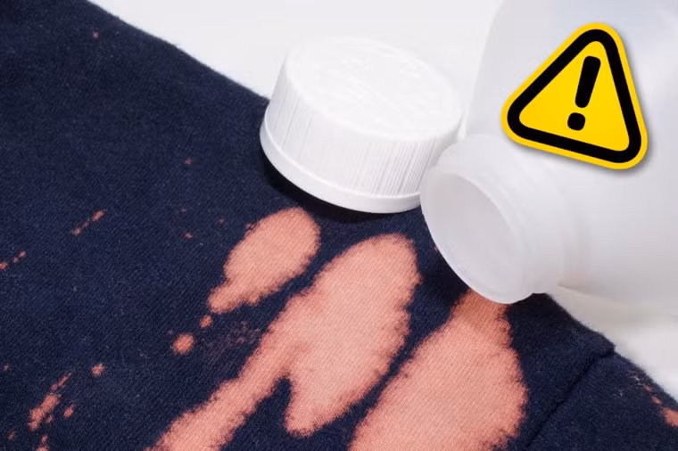 Xu hướng sử dụng thuốc tẩy để làm sáng da và làm sạch mụn trứng cá hết sức nguy hiểm. Hóa chất trong thuốc tẩy có thể gây ung thư.