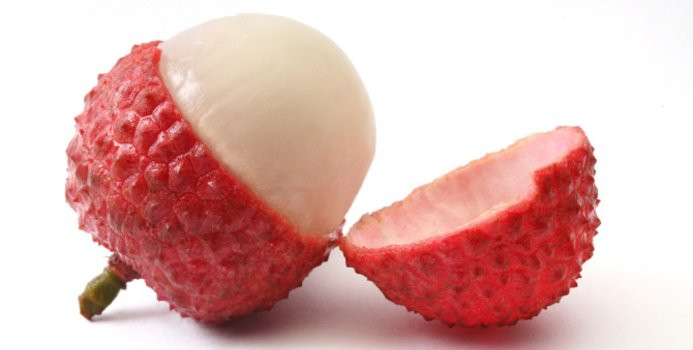 Tăng cường khả năng miễn dịch: Quả vải có hàm lượng vitamin C cao, giúp tăng cường khả năng miễn dịch của cơ thể.