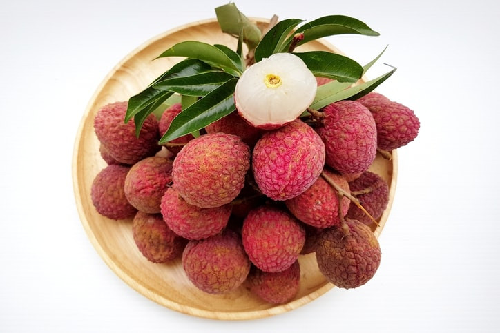 Ngăn ngừa ung thư: Quả vải chứa polyphenol và proanthocyanidins, các chất oxy hóa giúp ức chế sự phát triển của các tế bào ung thư.