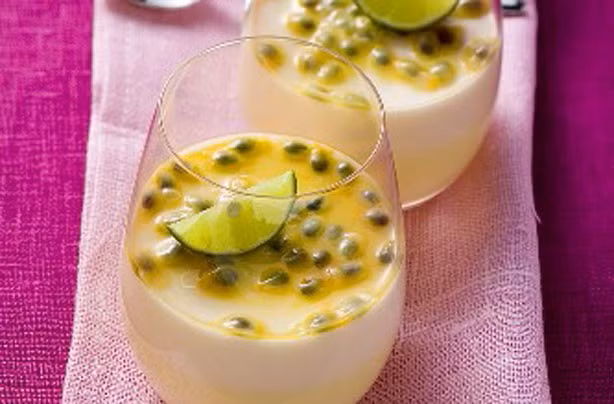 Món bánh pudding vị chanh dây.