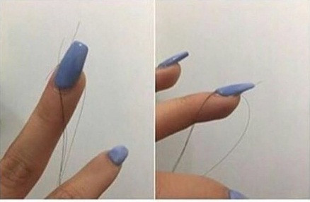 Khi bạn vừa sơn xong chiếc móng tay xinh thì lại vướng sợi tóc.