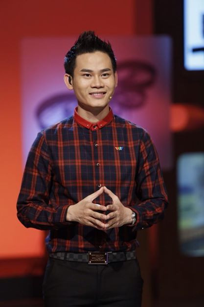 Hồng Phúc là một nam MC nổi tiếng, được nhiều người yêu mến.
