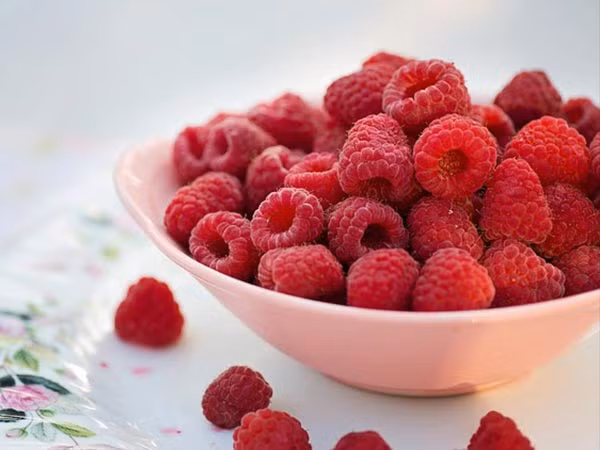 Quả mâm xôi cũng giàu mangan, giúp ngăn ngừa bệnh ung thư, các bệnh về tim và bệnh tâm thần liên quan đến tuổi tác.