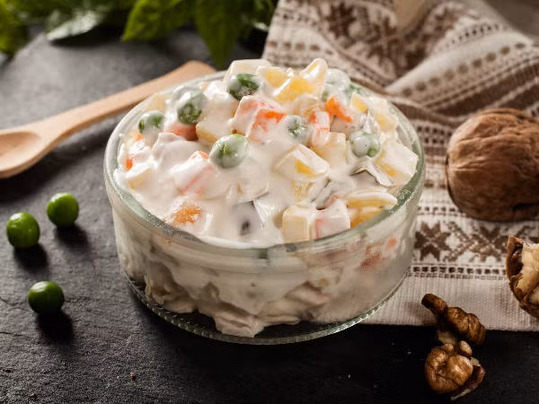 Theo người Nga, việc thêm kiều mạch vào chế độ ăn kiêng sẽ hỗ trợ quá trình giảm cân. Kiều mạch là một loại ngũ cốc có nhiều lợi ích về sức khỏe, đặc biệt giúp giảm cân vì nó tăng quá trình trao đổi chất cơ thể.