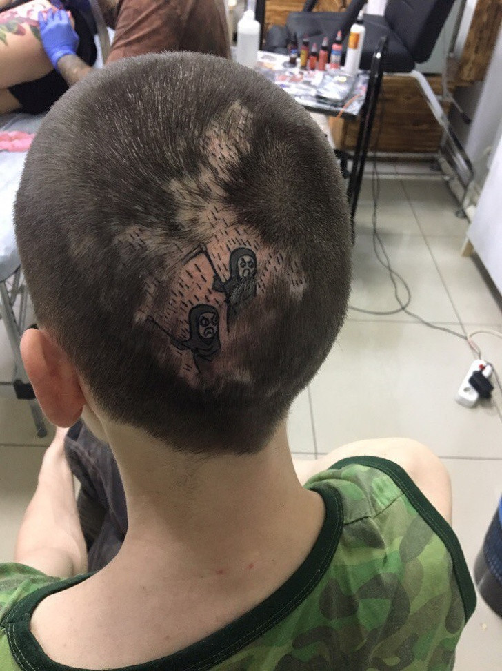 Một cách ban đầu để che giấu vết sẹo bỏng.