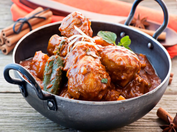 Thịt và khoai tây ăn cùng nhau không tốt cho dạ dày, vì sự kết hợp của protein và carbohydrate có thể gây ra đầy bụng.